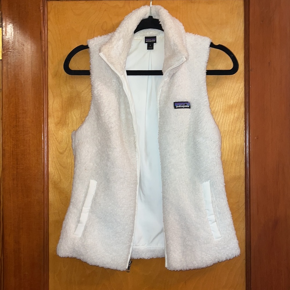 White Los Gatos Patagonia Sherpa Vest